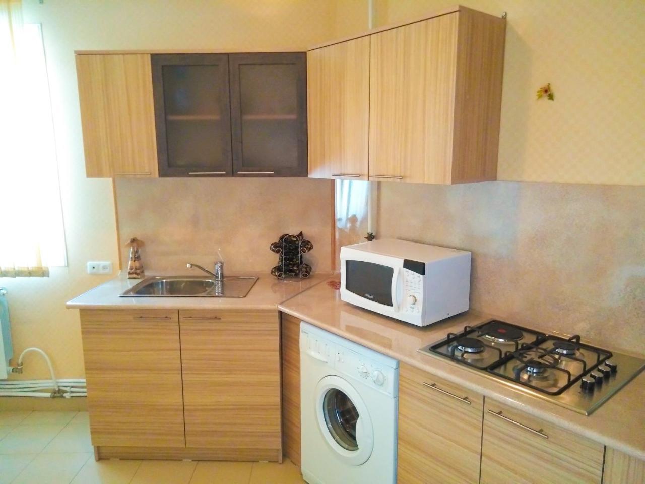 Rest Guest House Ереван Экстерьер фото