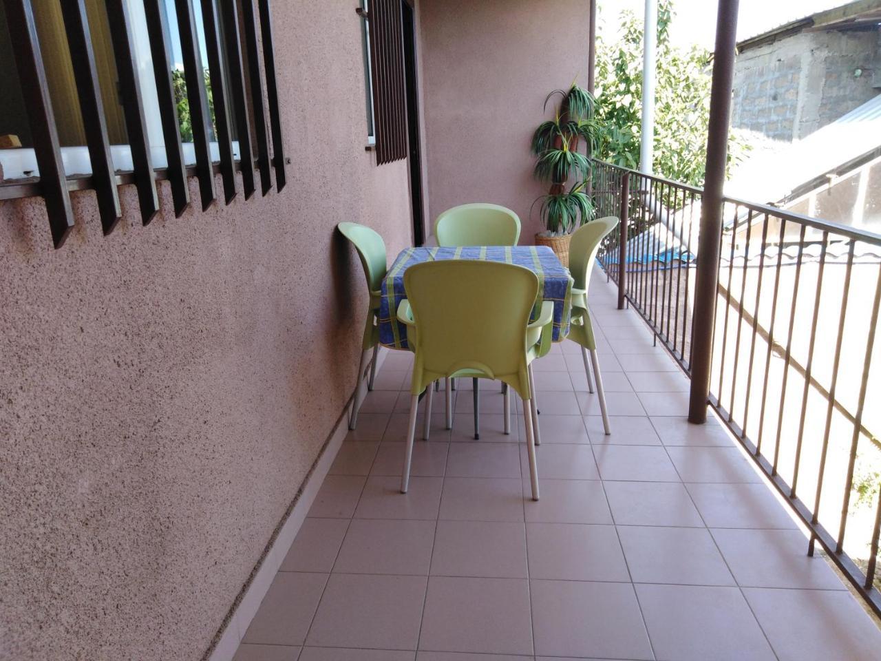 Rest Guest House Ереван Экстерьер фото