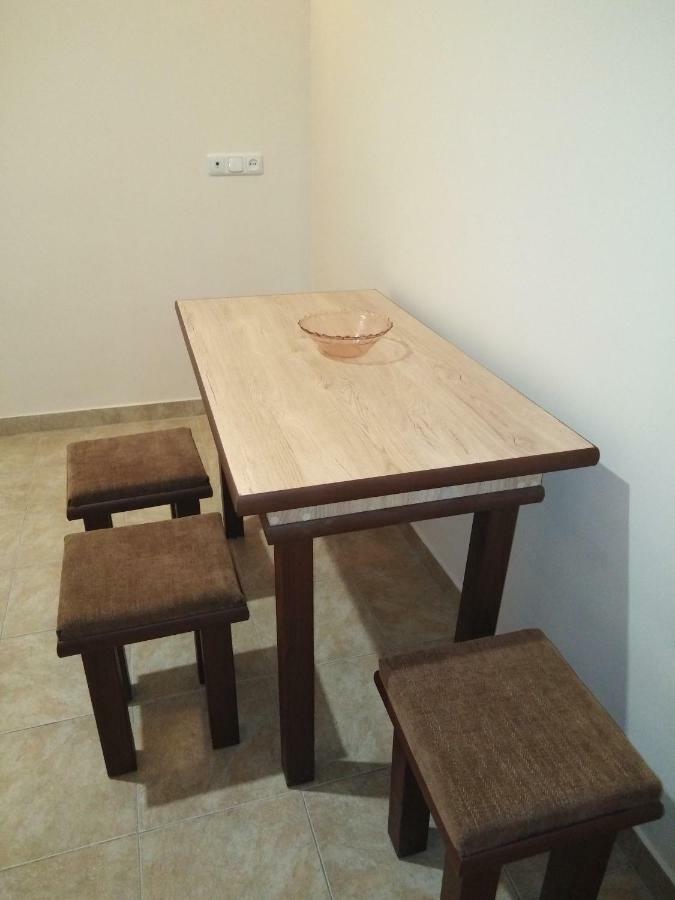 Rest Guest House Ереван Экстерьер фото