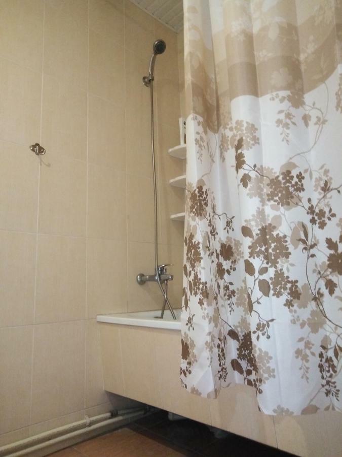Rest Guest House Ереван Экстерьер фото