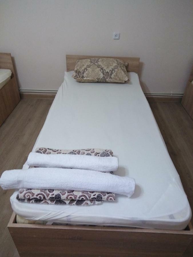 Rest Guest House Ереван Экстерьер фото
